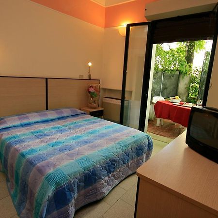 Residence Brown Rimini Zewnętrze zdjęcie