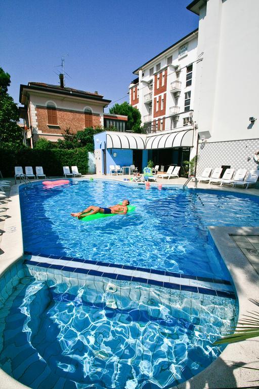 Residence Brown Rimini Zewnętrze zdjęcie
